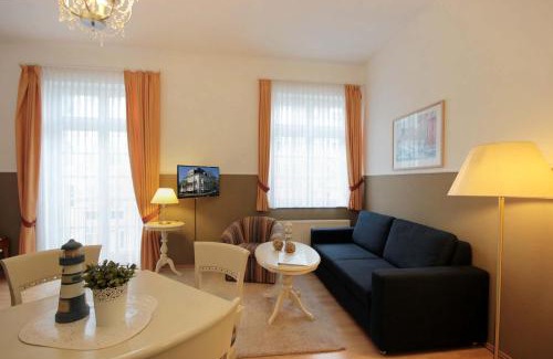 Binz Apartment | Altes Postamt by Rujana
