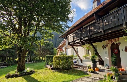 Blasiwald House | Altes Zollhüsli