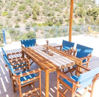 Galatas Apartment | ALTHEA - cozy with spacious terrace views