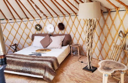 Ilonse Other | Altitude Ecolodge Yourte