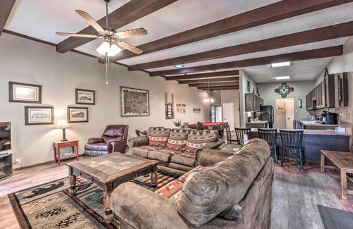 Alto Apartment | Alto Condo with Deck 2 Mi to Ruidoso Winter Park!
