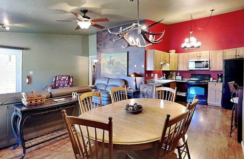 Alto Condo | Alto Paradise | Serene Views, Large Deck