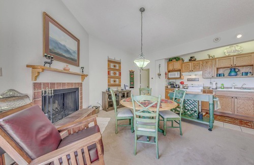 Alto House | Alto Townhome w/Deck Near Ski Apache!