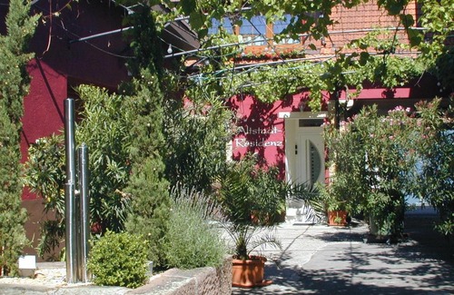 Wachenheim an der Weinstrasse House | Altstadt-Residenz Manz