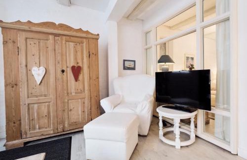 Oberdorla Apartment | Altstadtapartment- Historischer Charme trifft modernen Komfort zentral & gemütlich mit Parkplatz!