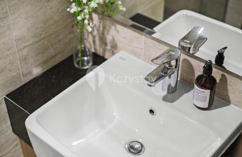 Jakarta Apartment | Altum by Kozystay - TB Simatupang