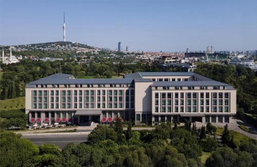 Uskudar Hotel | Altunizade Suites Istanbul, Curio Collection By Hilton