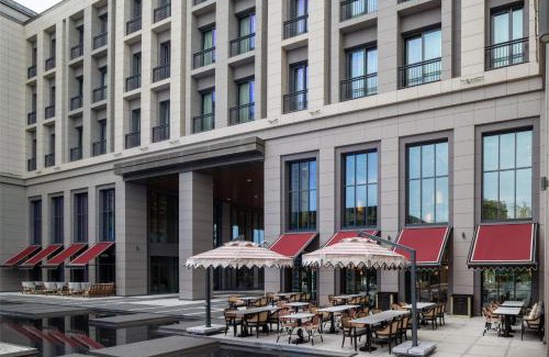 Uskudar Hotel | Altunizade Suites Istanbul, Curio Collection By Hilton