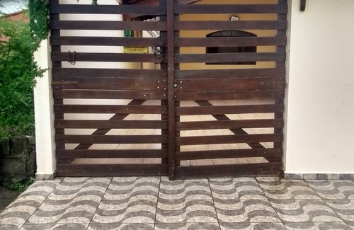Mongagua House | Alugo Casa com Piscina em Mongaguá