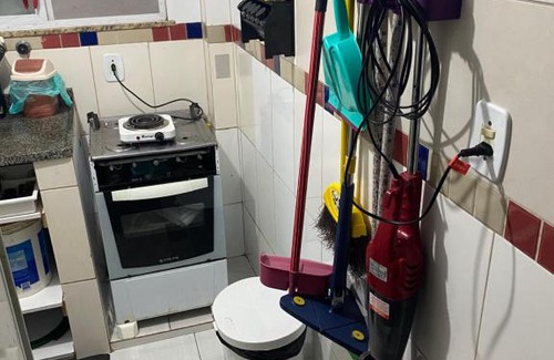 Recreio dos Bandeirantes House | Alugo quarto não é apartamento todo, perto da praia