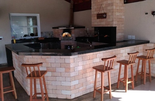 Mendonca House | Alugue Lindo Rancho no Terras da Barra