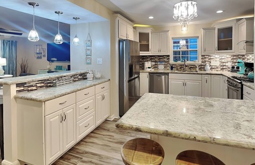 Galveston House | Always 5 O'clock | In Town, Pool Table, Fire Pit