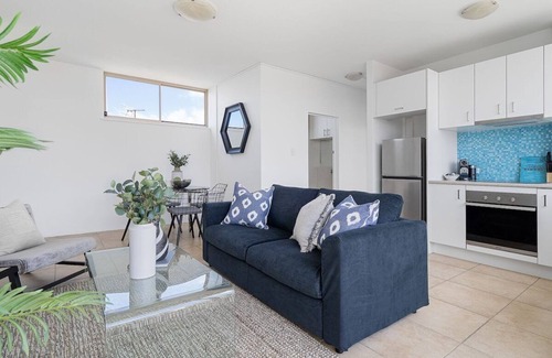 Bondi Apartment | Always Summer - Short Walk to Bondi Beach