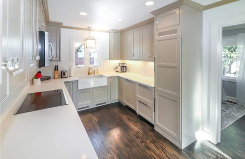 Cape Charles House | Always Sunny - One Block To The Beach, Sleeps 10