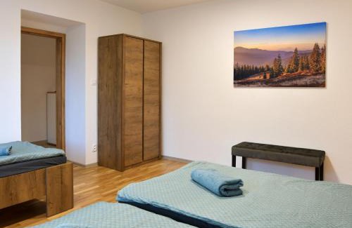 Podbrezova Cabin | Amálkin Dvor