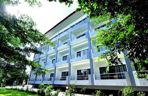 Chakphong Hotel | AM Heritage Room