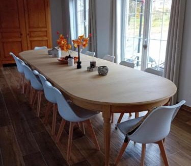 Vesqueville House | Ama's Sweet home