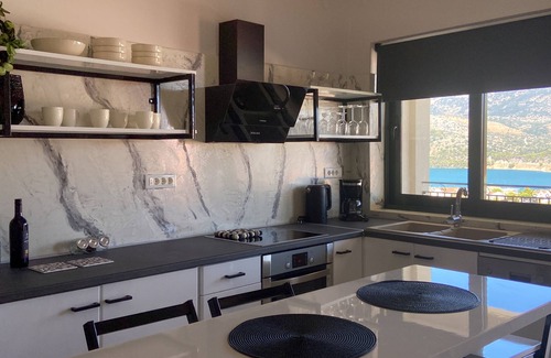Argostoli Town Apartment | Amabilis City Superior Apartment