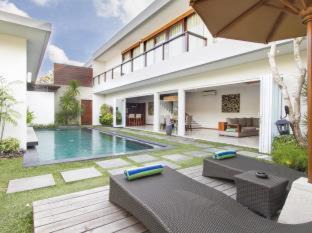 Laksmana Resort | Amadea Resort & Villas Seminyak Bali
