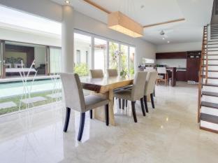 Laksmana Resort | Amadea Resort & Villas Seminyak Bali