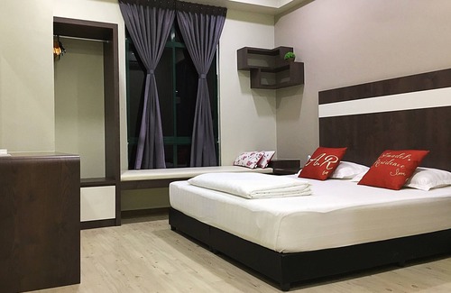 Malacca City Hotel | Amadel Residence