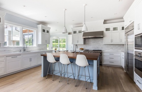 Amagansett Lanes House | Amagansett Lanes Stunner - Walk to beach and town!