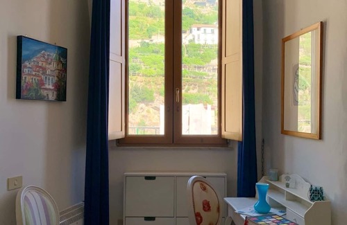 Minori Apartment | Amalfi coast Casabluette is a panoramic, quiet and delicate Mediterranean house