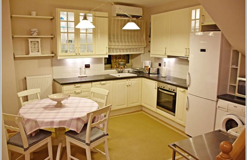 Kontias House | Amarando Stonehouse