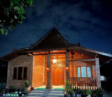 Sleman Villa | Amari Homestay
