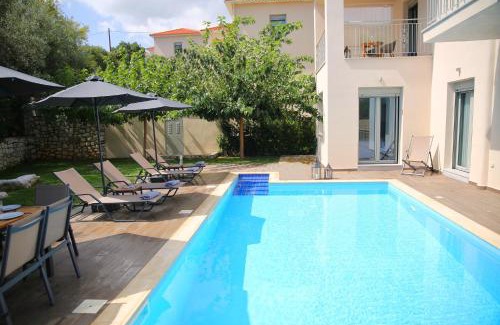 Makriotika Villa | Amarianos Villas