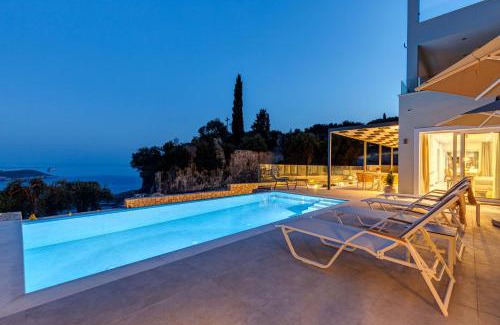 Lakones Villa | Amarilia Private Villa