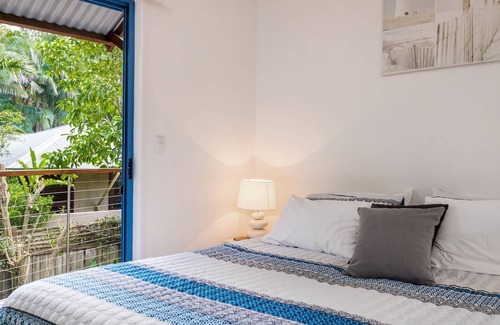 Suffolk Park Cabin | Amaroo Beachside Retreat