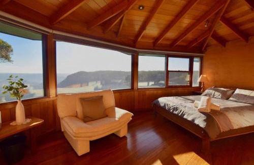 Katoomba Villa | Amaroo Mountaintop Villa