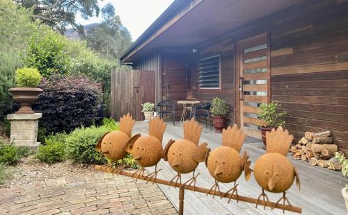 Barrengarry Villa | Amaroo Valley Springs