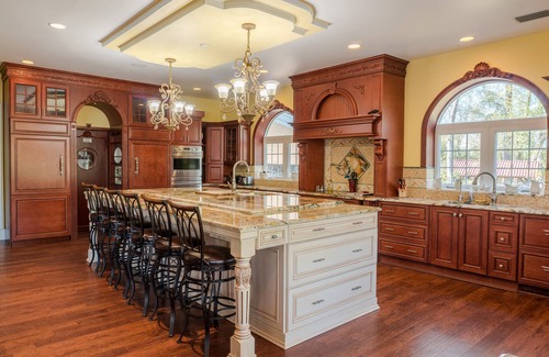Ormond Beach House | Amarula Spa 8 Bedroom/11 acres on the Tomoka River in Daytona Beach Area