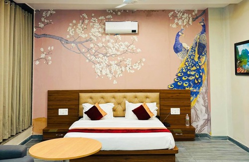 Malviya Nagar Hotel | Amarvilas hotel and Resort