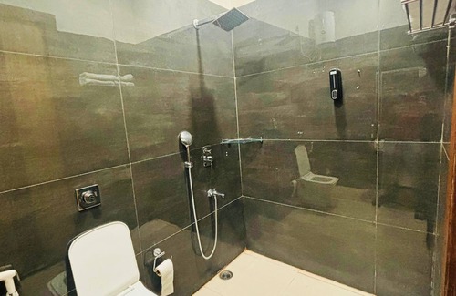 Malviya Nagar Hotel | Amarvilas hotel and Resort