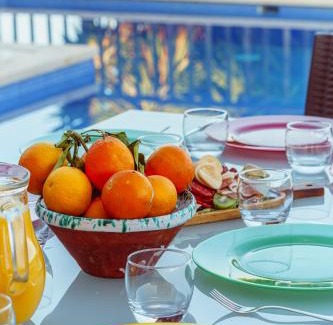 Qala House | Amaryllis Holiday Home