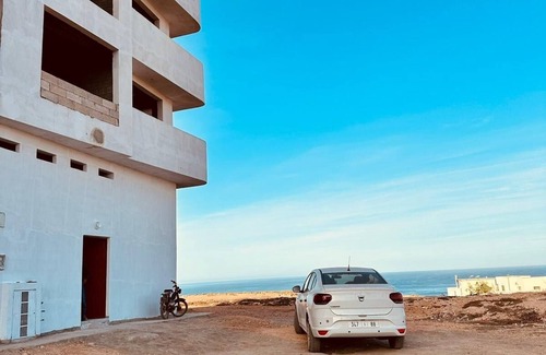 Mirleft Apartment | Amazigh Home ist 5 Minuten vom Strand Entfernt, Apartment mit Terrasse