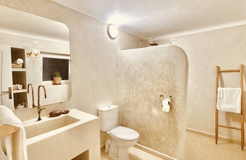 Mirleft Apartment | Amazigh Home ist 5 Minuten vom Strand Entfernt, Apartment mit Terrasse