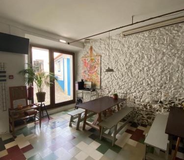 Aljezur Hostel | Amazigh Hostel & Suites All En-suite rooms with self-catering Kitchen