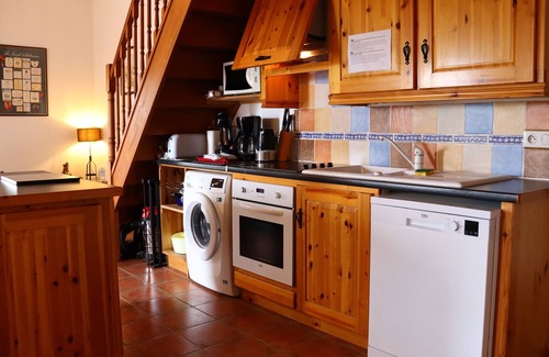 Canaules-et-Argentieres Apartment | Amazing air-conditioned apartment with private roof terrace in a Provençal Mas