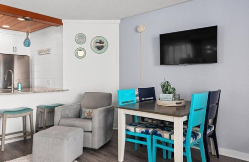 North Ocean City Condo | Amazing 1 BR Ocean Front Unit - Wake Up Each Morning to a Beautiful Sunrise!
