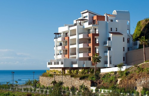Torrox Costa Apartment | Amazing 2 Bedrooms Apartment Side sea View
