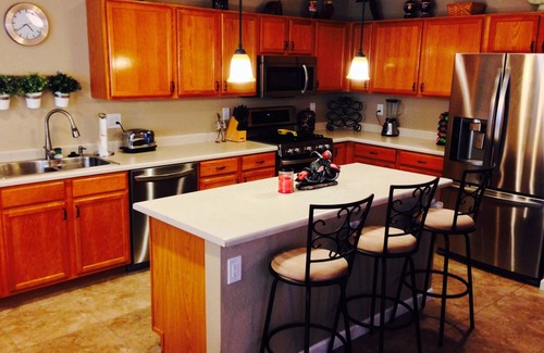 Chandler House | Amazing 3 Bed 2 Bath Home! East Valley! Price Discounted with # of Days, Ask.
