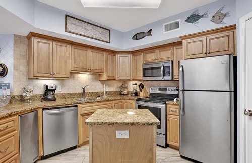 Orange Beach Condo | Amazing 3 Bedroom Beach Front Condo, Low Rates, Great Views White Caps 605