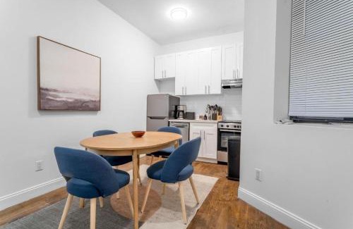 Chelsea Apartment | Amazing 3Bedroom 2Bath Escape Near Hudson River Park