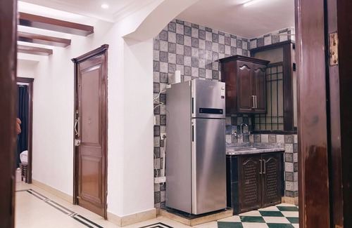 New Delhi Apartment | Amazing 3BHK Apartment in Greater Kailash 2 by HostMyStay