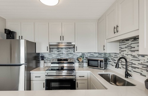 Oak Island House | Amazing 4 BR Oceanfront Home w Pool. Dog Friendly, Spectacular Views