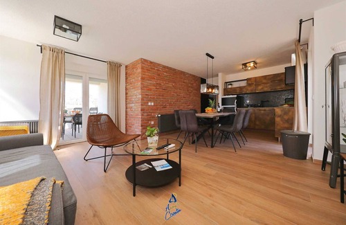 Seline Villa | Amazing 6-BR villa with pool close to the beach